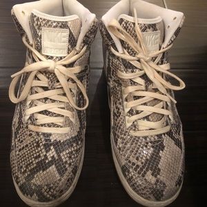 Nike Air Python Mens Size 12